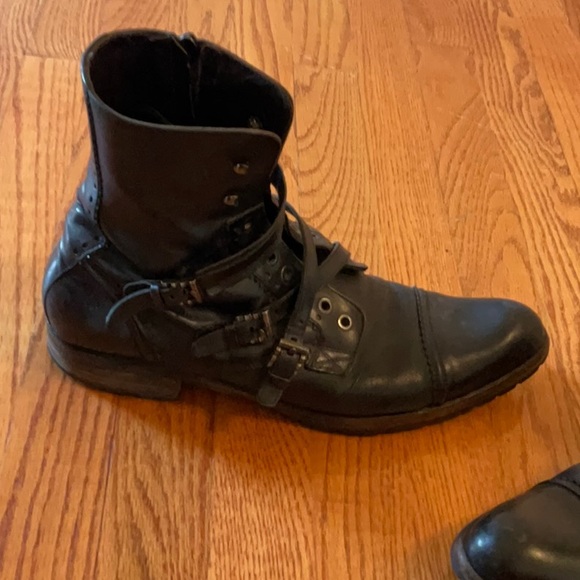 Men’s Paciotti boots - Picture 2 of 3
